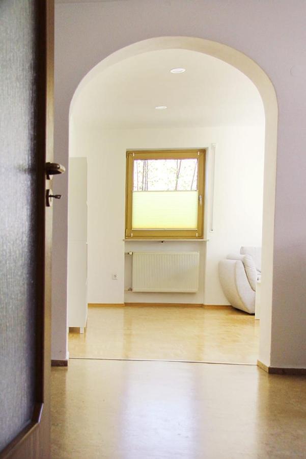 Schoene Helle Ferienwohnung In Waldnaehe Berching Dış mekan fotoğraf