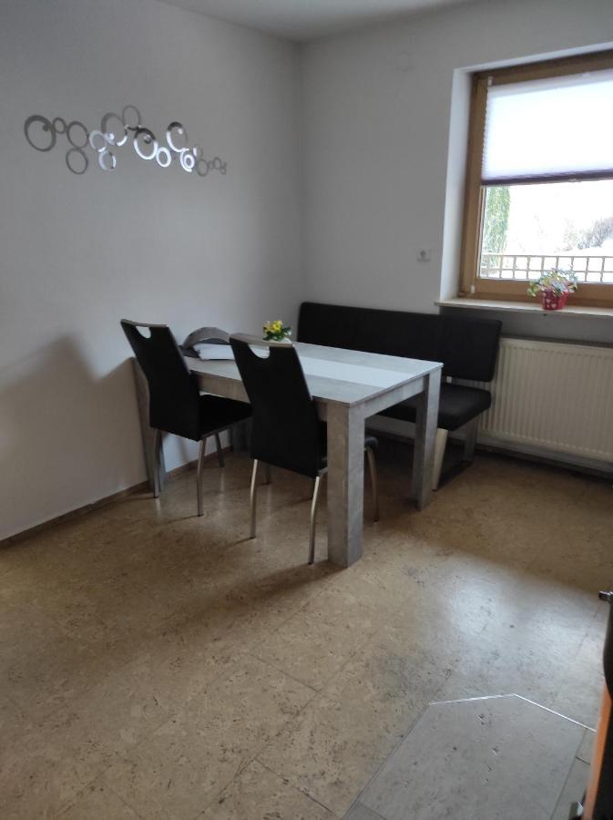 Schoene Helle Ferienwohnung In Waldnaehe Berching Dış mekan fotoğraf